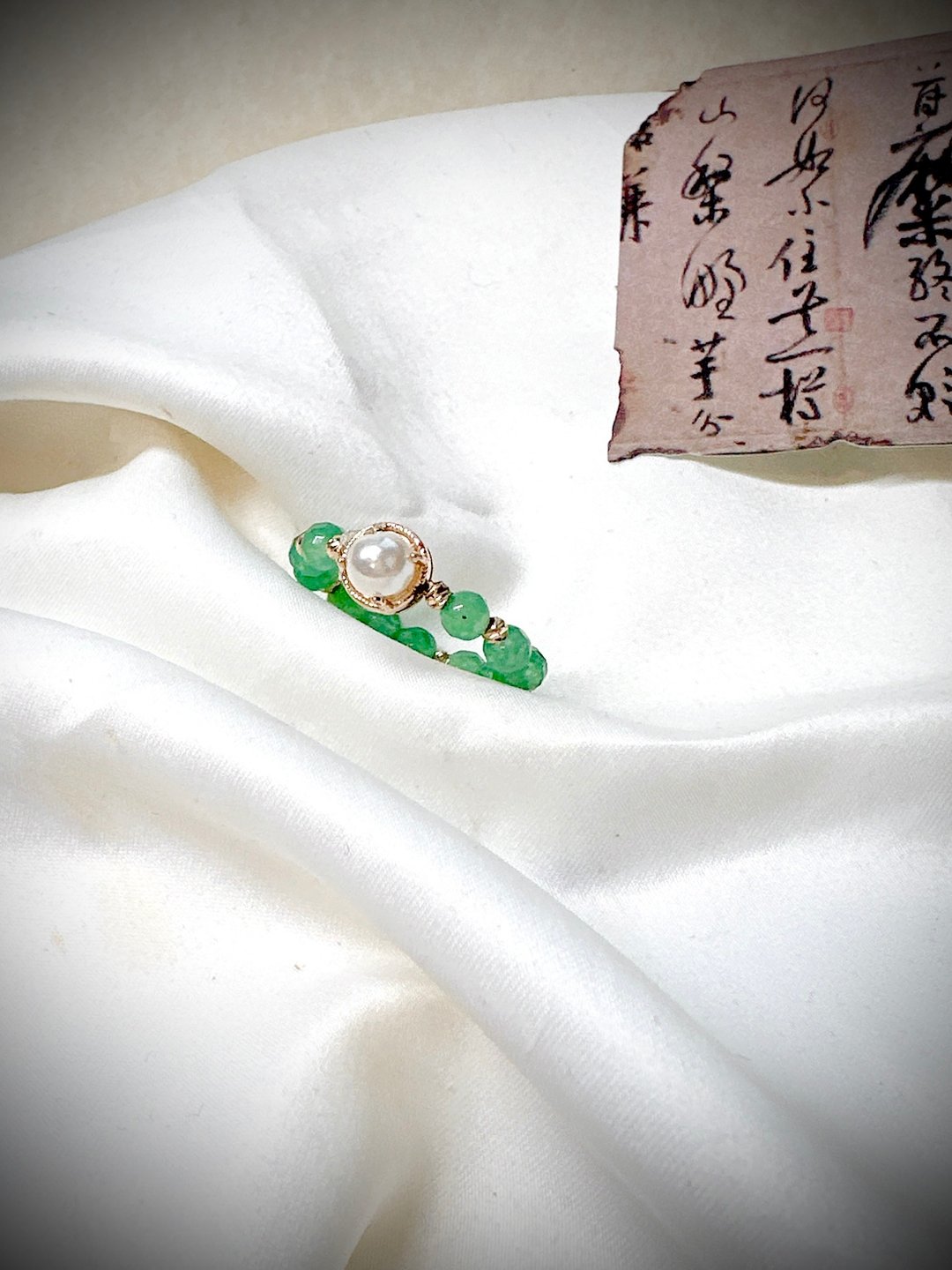天然绿玛瑙施华洛强光小灯泡珍珠18k金气质高雅戒指戒环 - 戒指 - 玉石 绿色