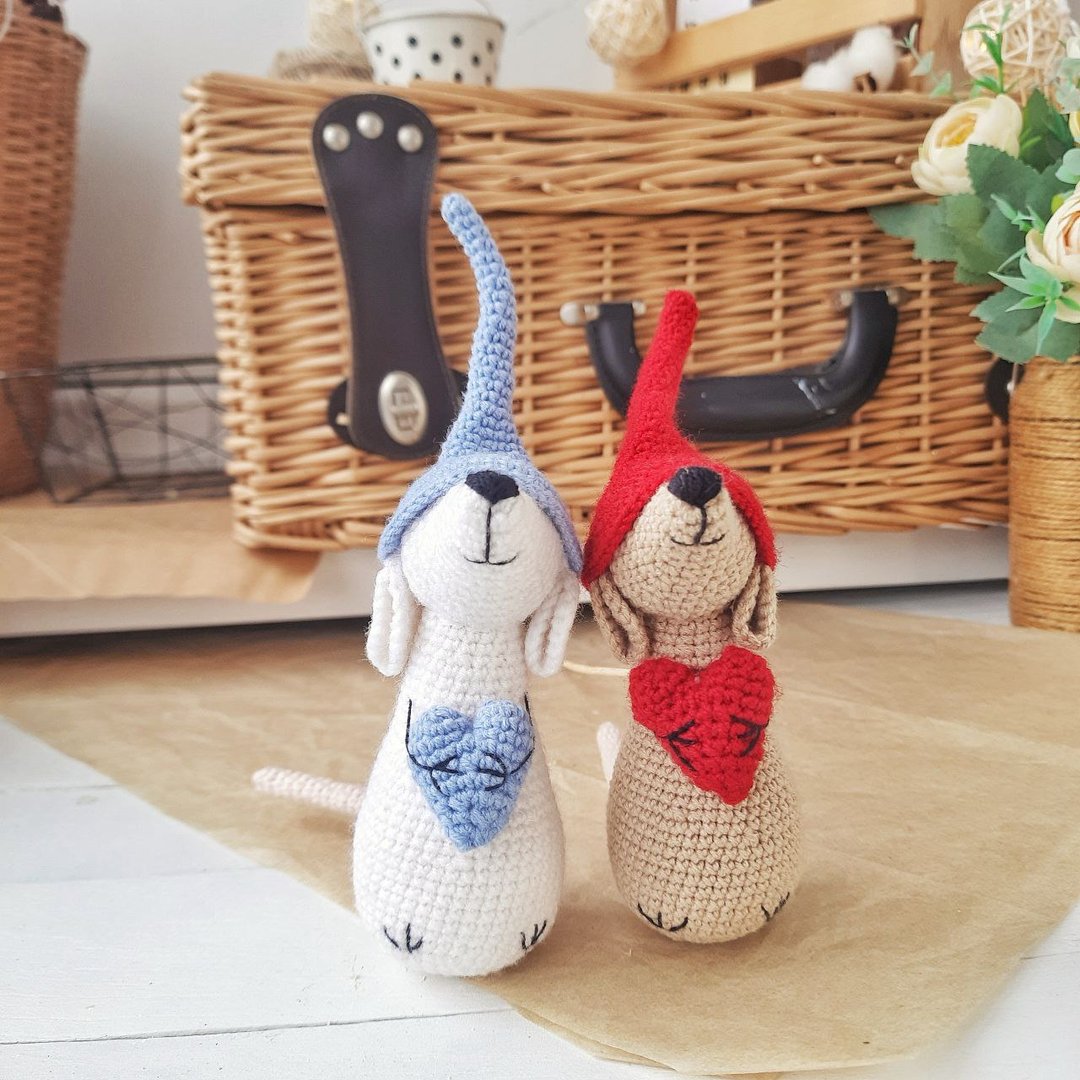 Set 2 Miniature gray mouse toys with hearts lovely gift for best friend family - 玩具/玩偶 - 棉 灰色