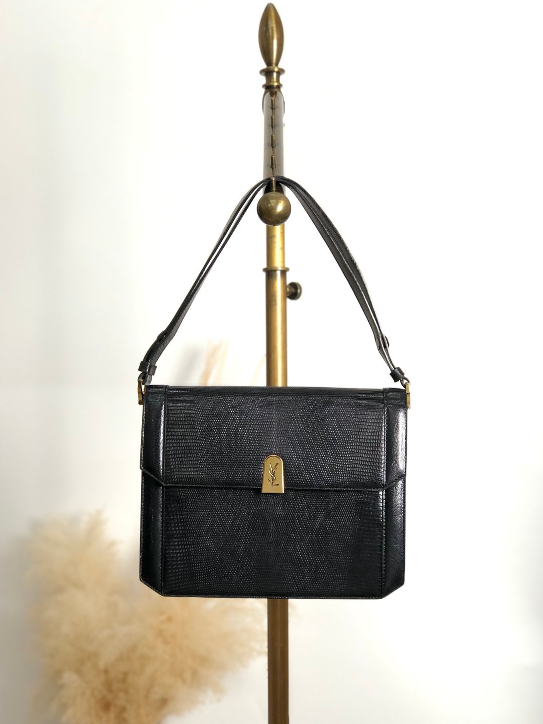 【日本直送 名牌中古包】Yves Saint Laurent 圣罗兰 侧背包 黑色 YSL 蜥蜴纹 单肩包 if7vrd - 侧背包/斜挎包 - 真皮 黑色