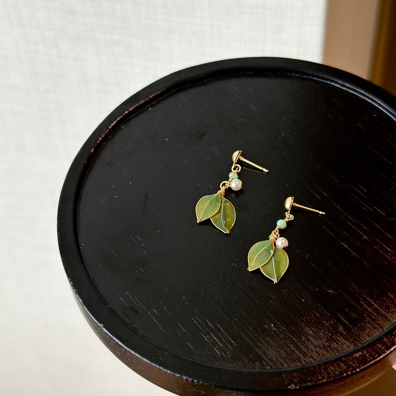 森呼吸 | 手作双叶耳环 水晶花 无痛耳夹 饰品 - 耳环/耳夹 - 其他材质 绿色
