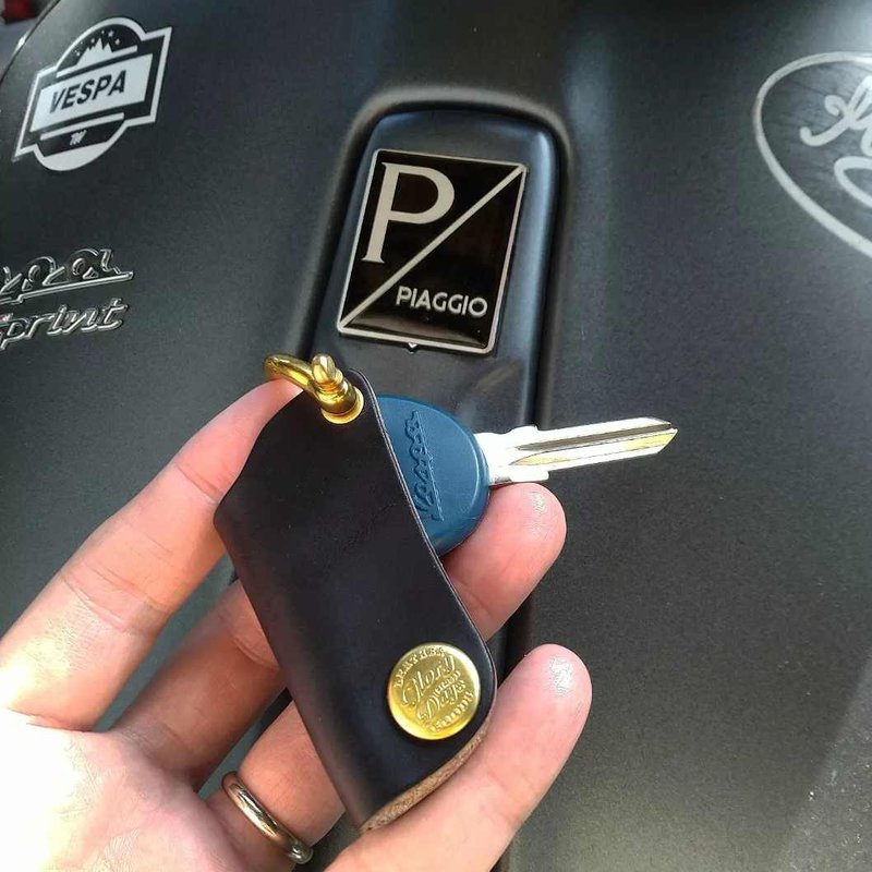 VESPA伟士牌钥匙皮套 / 除了硅胶套你还有更高档的选择 - 钥匙链/钥匙包 - 真皮 黑色
