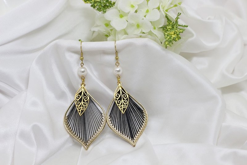 【基本入门款】水晶珍珠 黑色水滴造型 缠绕叶片 耳环 - 耳环/耳夹 - 其他材质 黑色