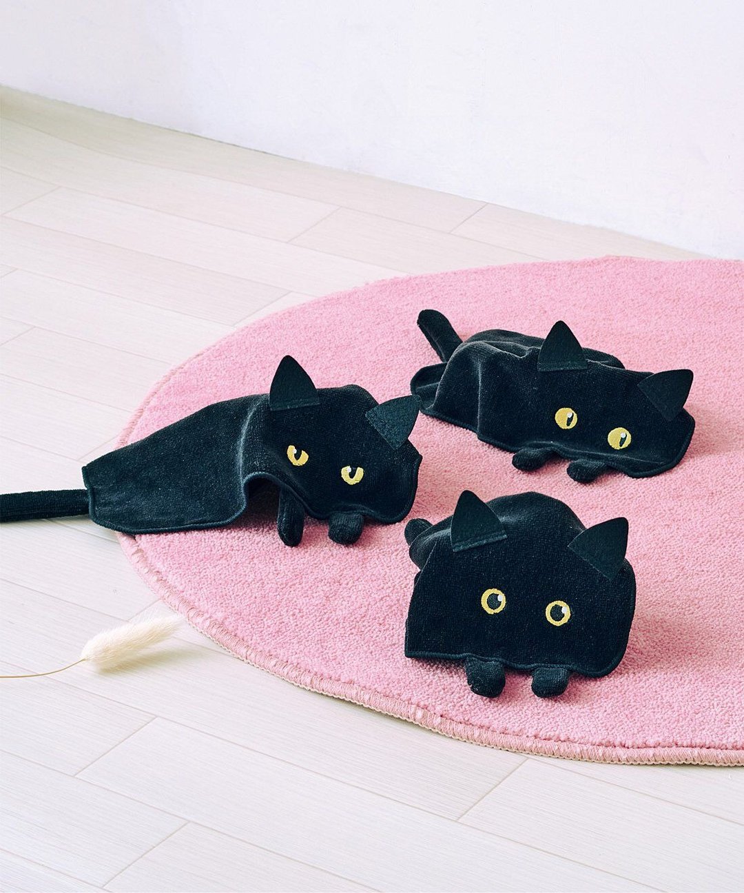 Felissimo 猫部 会变形的黑猫手帕 - 疗愈交互方巾 猫咪 送礼 - 手帕/方巾 - 棉 