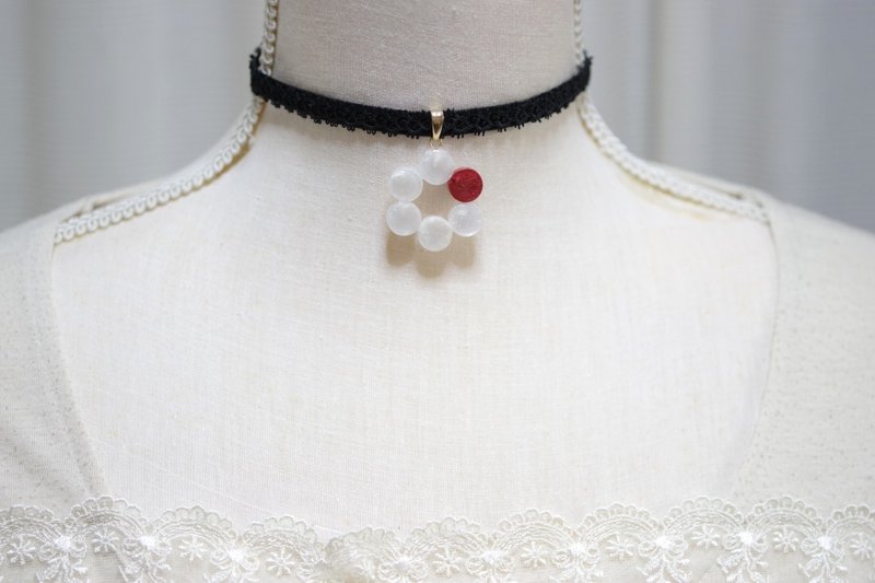 树脂艺术 方形吊坠・夜色深处 - 项链 - 树脂 红色