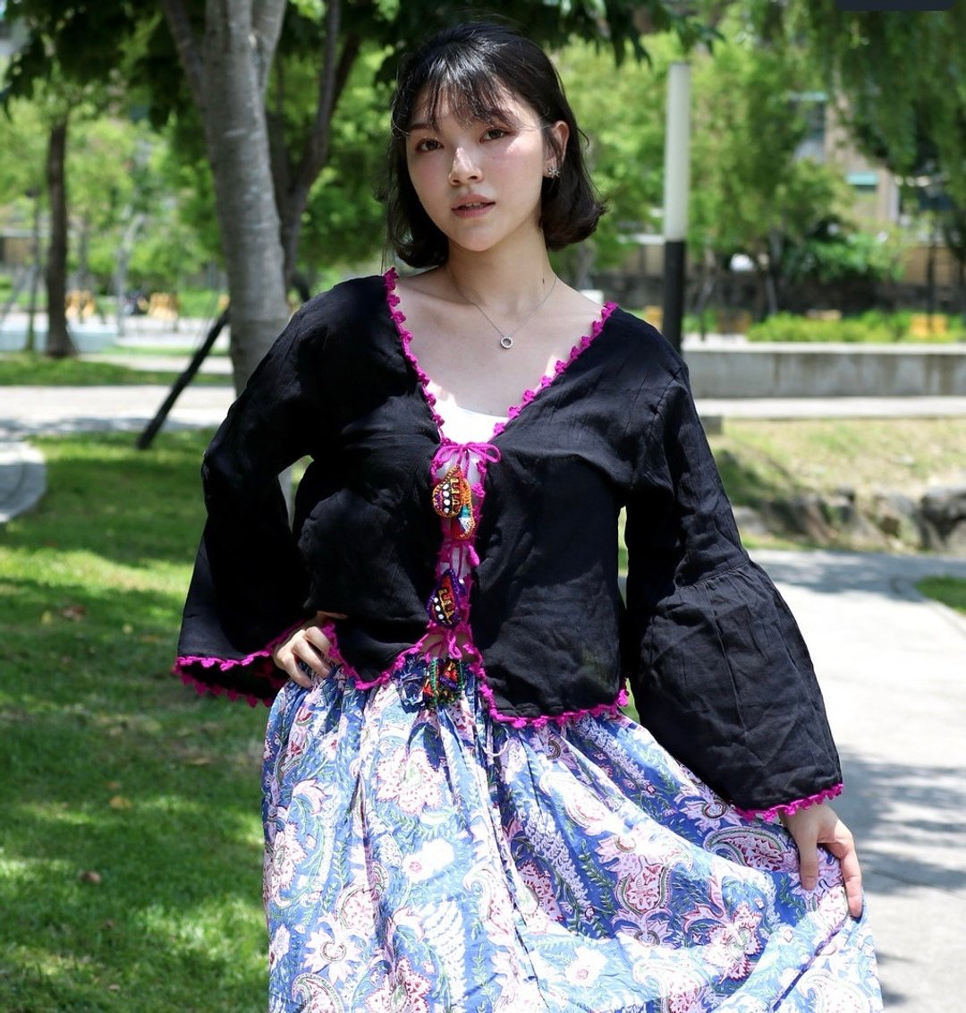 泰国手工丨透气轻民族 - 蝶舞 - 女装上衣 - 棉．麻 黑色