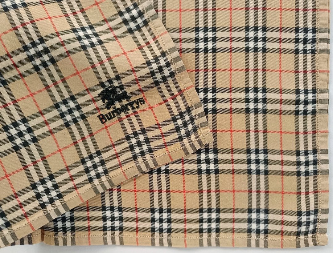 Burberry 复古格纹手帕棕色男士礼物 17.5 x 17.5 英寸 - 手帕/方巾 - 棉 卡其色