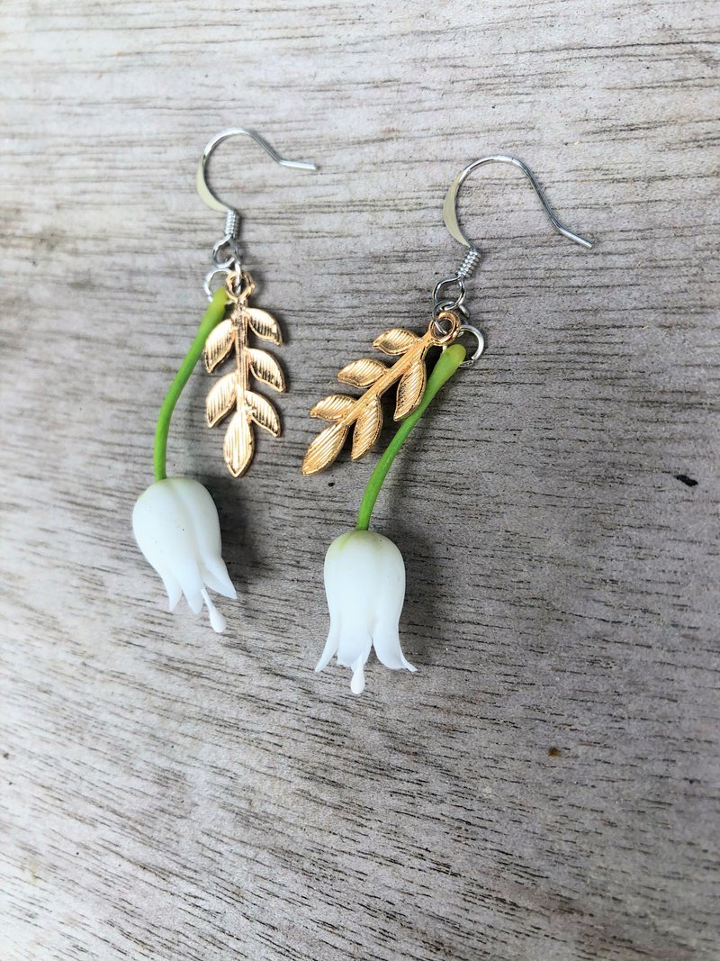 让自己更幸福-铃兰耳环 / 冷瓷土花艺 - 耳环/耳夹 - 粘土 