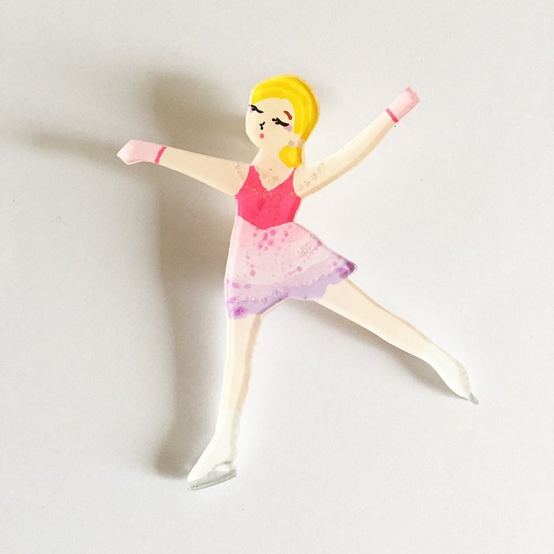 PVC Figure Skater's Plaven Brooch - 胸针 - 塑料 粉红色