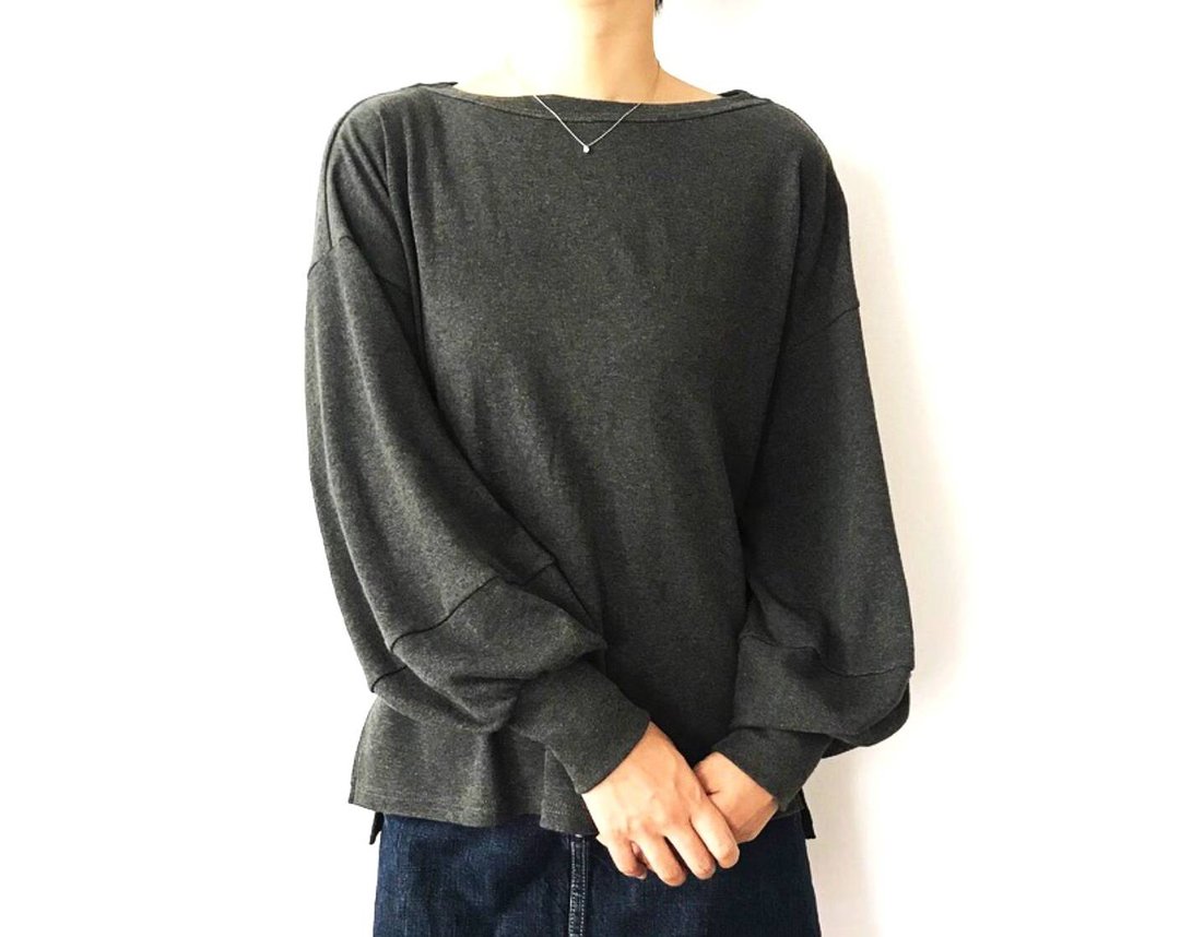 Adult volume pullover stuck to shape - 女装上衣 - 棉 黑色