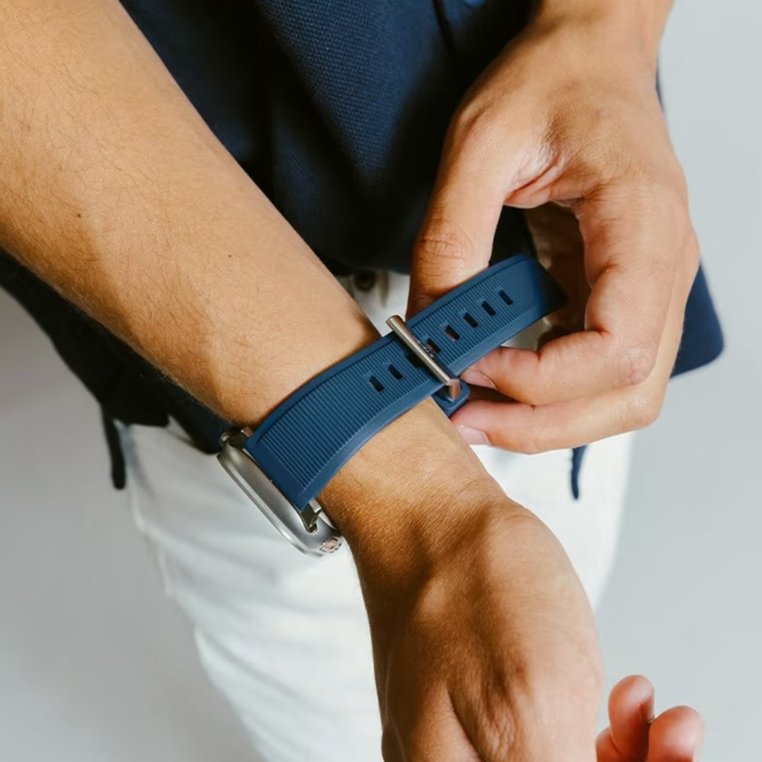【美国NOMAD】 Apple Watch专用高性能橡胶质感表带-49/45/44/42m - 表带 - 橡胶 蓝色