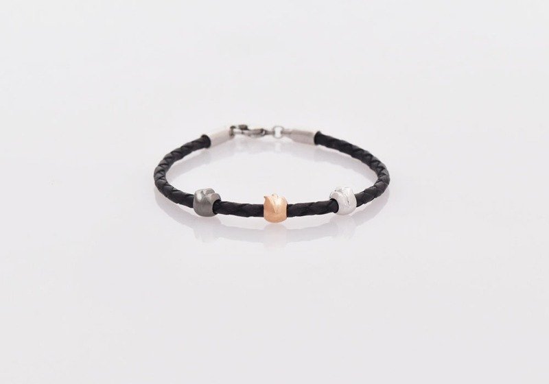 郁金香珠珠手链-黑红白 - 手链/手环 - 其他金属 多色