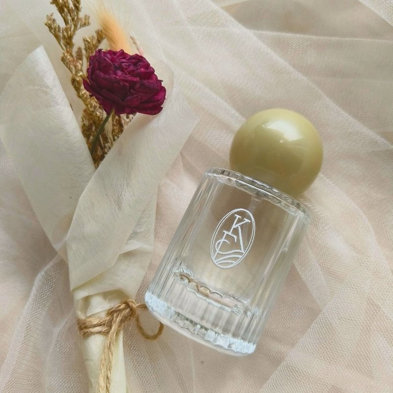 2025 | 5月 | 月光香水礼盒 | 30ml 香水加码送扩香绑花 | 台中场 - 蜡烛/香氛 - 精油 