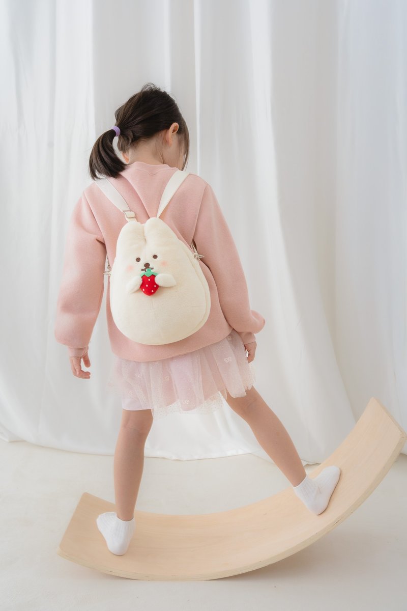 麻糬兔抱抱草莓绒毛娃娃-三种方法背包-3 Ways bag - 后背包/双肩包 - 其他材质 白色