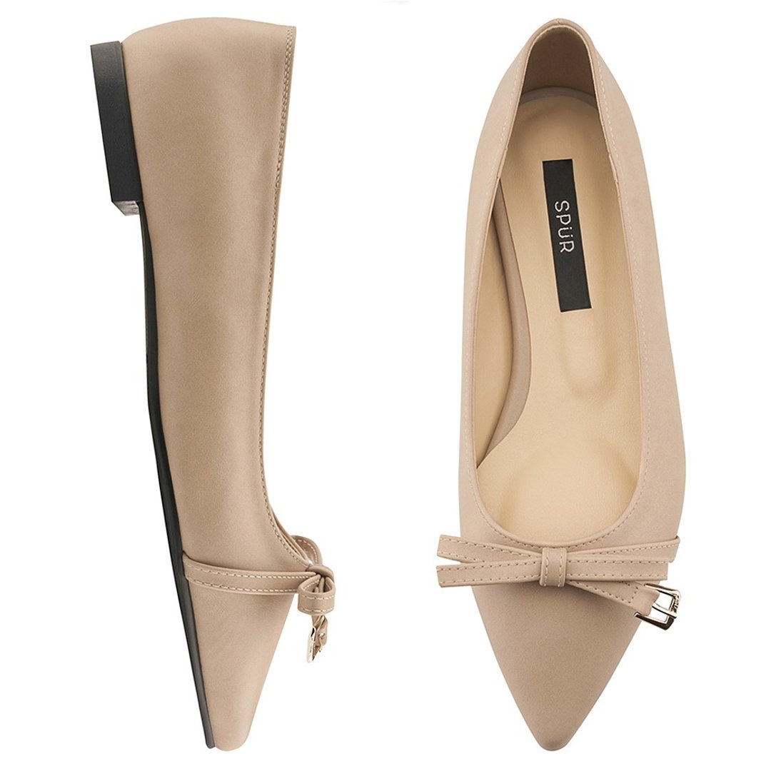 PRE-ORDER SPUR 缎带扣平底鞋 QS8003 BEIGE - 其他女款皮鞋 - 其他材质 