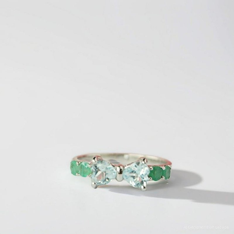 天然拓帕石戒指，侧边镶嵌祖母绿，纯银戒台，蝴蝶结设计 RR068 - 戒指 - 纯银 绿色