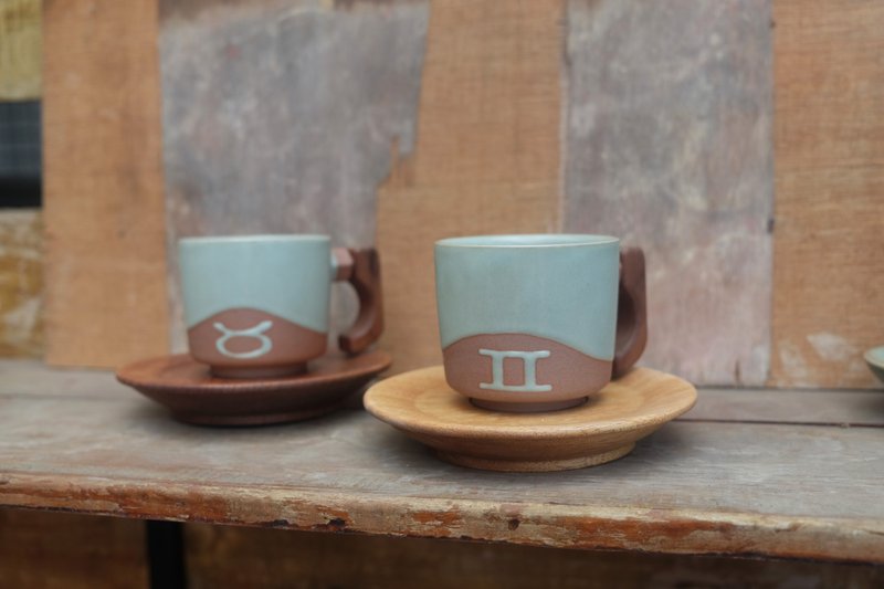 青瓷汝窑木把咖啡杯 附手工原木杯盘 星座订制礼物 夫妻 情侣 - 咖啡杯/马克杯 - 陶 绿色