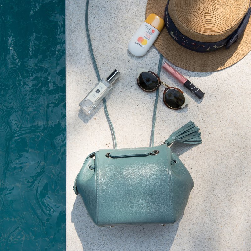 SUMMER EDITION 'CUDDLE BAG' WATERPROOF WOMEN MINIMAL LEATHER BAG - TEAL/ GREEN - 侧背包/斜挎包 - 真皮 绿色