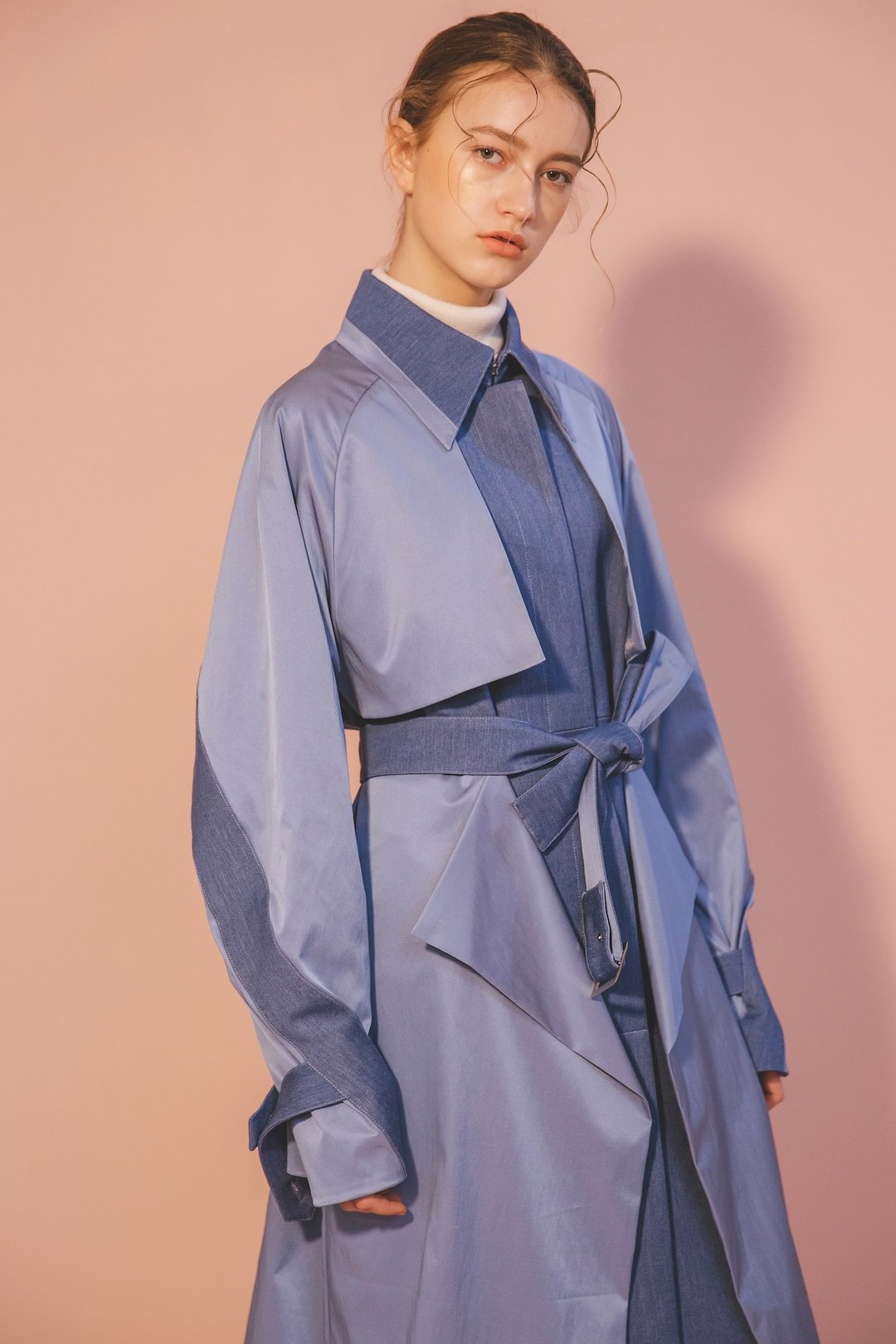 Sample Sale / 设计款层次长风衣-蓝 - 女装休闲/机能外套 - 聚酯纤维 蓝色