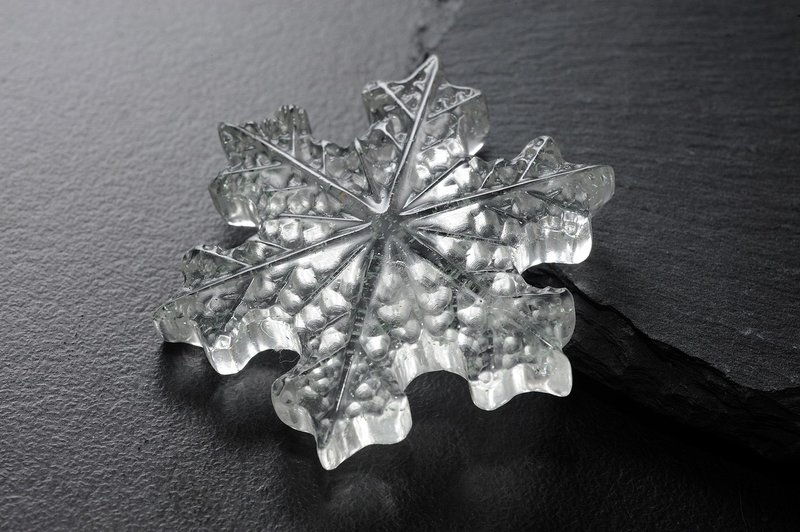 白水晶雪花片  矿石/水晶/灵修/开运/招财/破煞/防小人 - 项链 - 水晶 