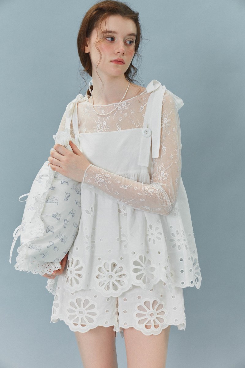 法式少女 刺绣镂空提花  蝴蝶结吊带上衣吊带裙 - 女装上衣 - 棉．麻 白色