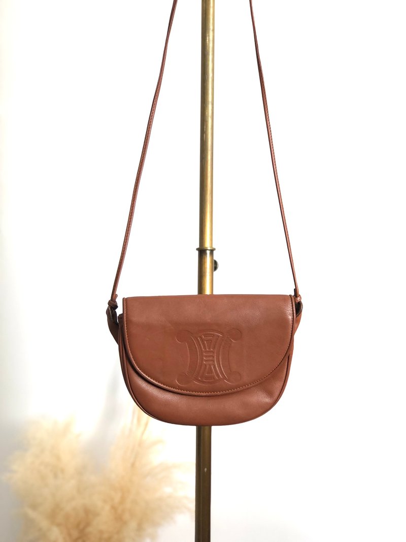 【日本直送 品牌二手包】CELINE 单肩包棕blazon 压花皮革 圆形 复古 krviby - 侧背包/斜挎包 - 真皮 咖啡色