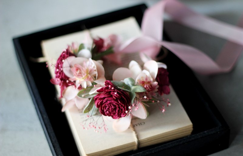 手腕花【干燥花与仿真花系列】太阳玫瑰(红) - 手链/手环 - 其他材质 红色