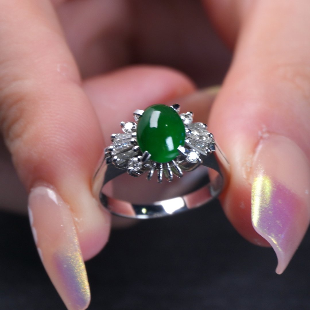 冰种老坑绿蛋面戒指 PT900白金钻石 | 天然缅甸玉翡翠A货 | 送礼 - 戒指 - 玉石 绿色