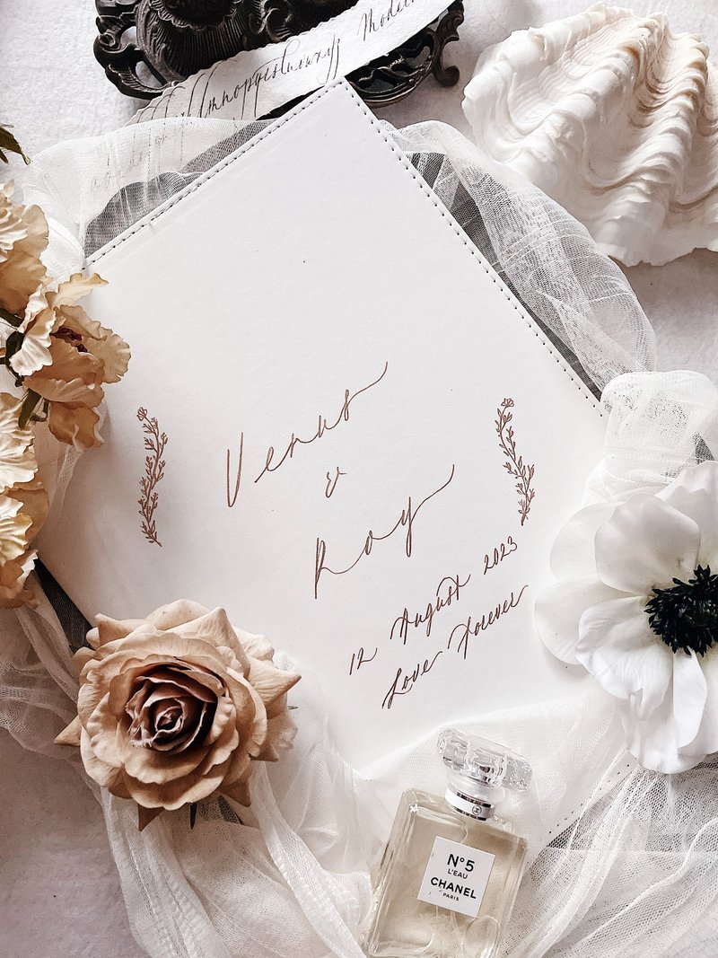 定制 结婚证书皮套 + 烫金结婚书约   | 定制名字及日期   | - 相簿/相册 - 纸 白色