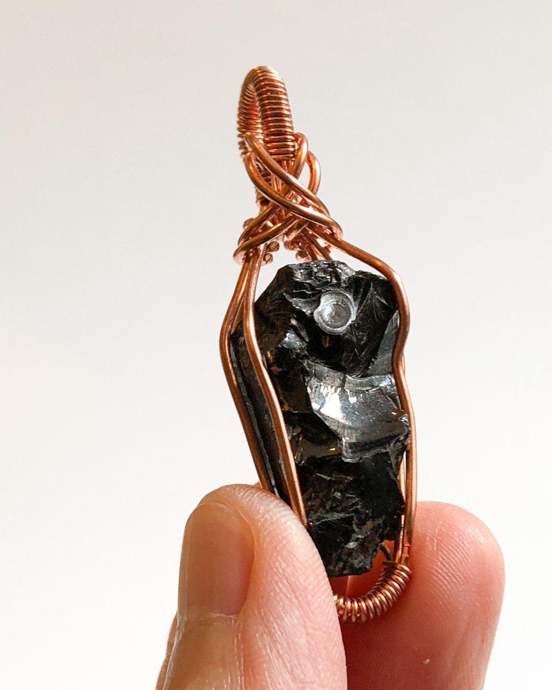 订制 银次石墨 绕铜线吊坠 Wire wrapped Elite Shungite - 项链 - 水晶 黑色