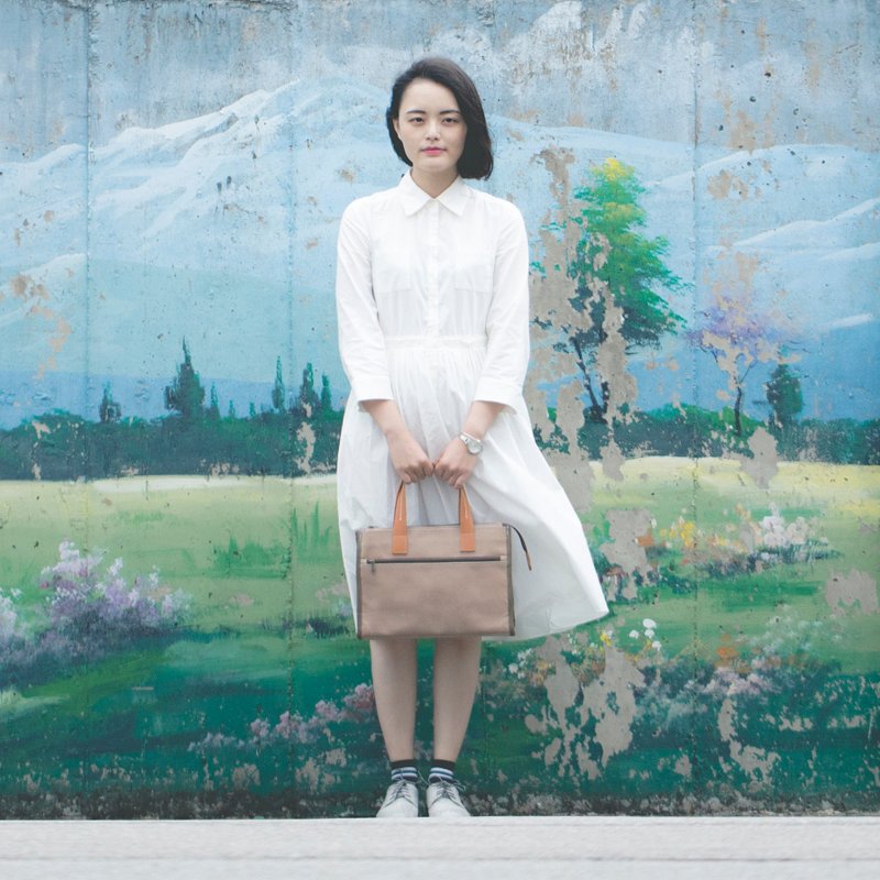 帆布牛皮提把方形手提包 - 手提包/手提袋 - 棉．麻 多色