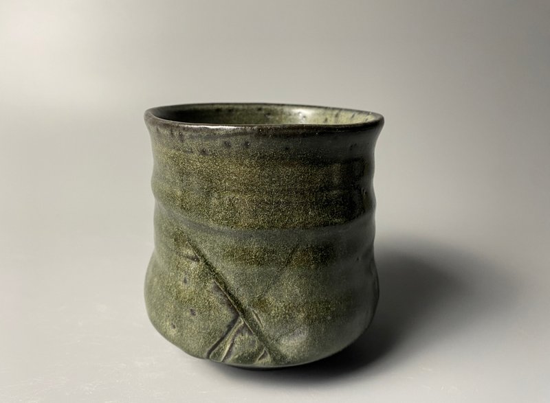 汤乃美 - 花瓶/陶器 - 陶 