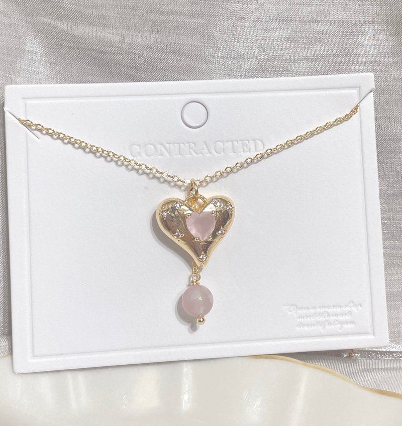 粉蛋白镶钻皓石爱心造型/垂吊粉水晶/14K保金水晶项链 - 手链/手环 - 其他金属 