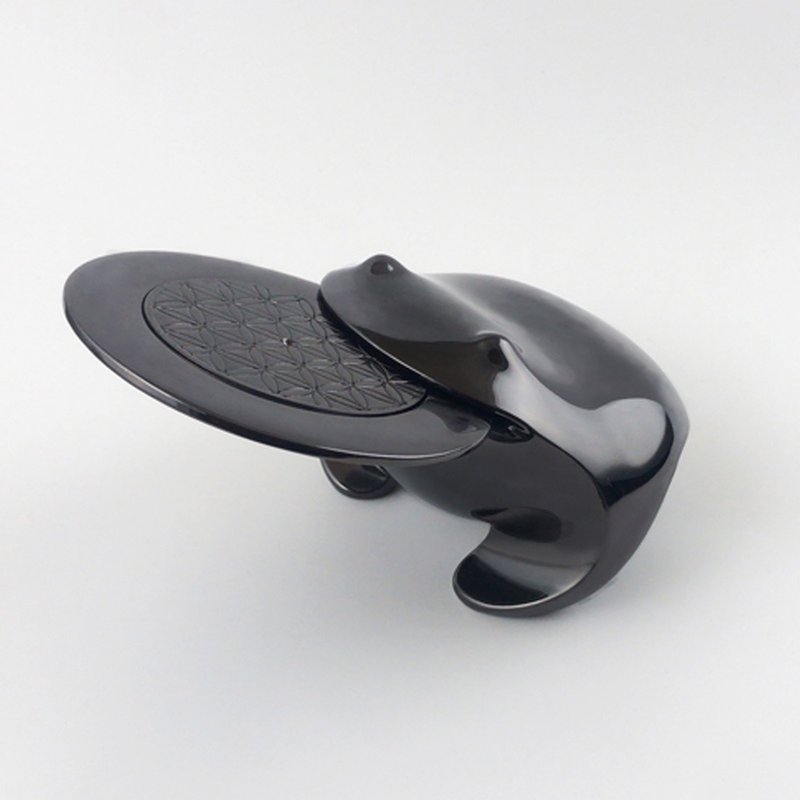 【独家组合】招财揪吉 揪吉万贯独享组-万贯+竹盒底座 - 摆饰 - 贵金属 多色