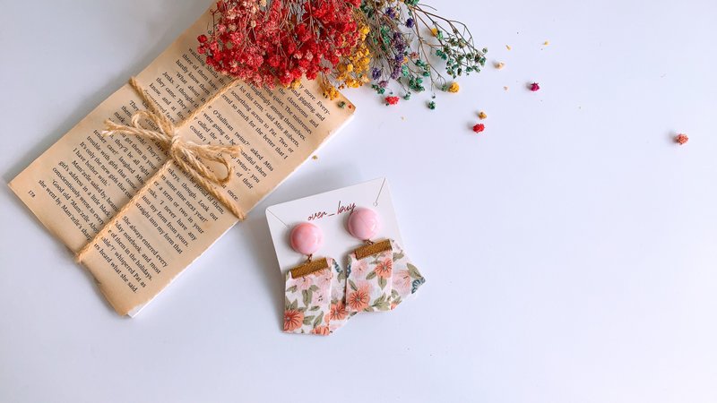 美不胜收 | 缎带耳环 耳夹 - 耳环/耳夹 - 其他人造纤维 粉红色