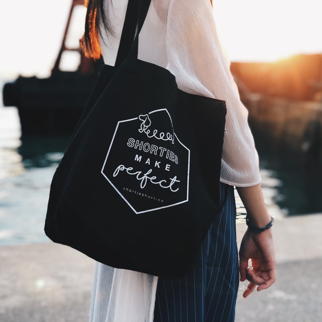 shorties makes perfect tote bag腊肠狗厚棉布包 - 手提包/手提袋 - 棉 黑色
