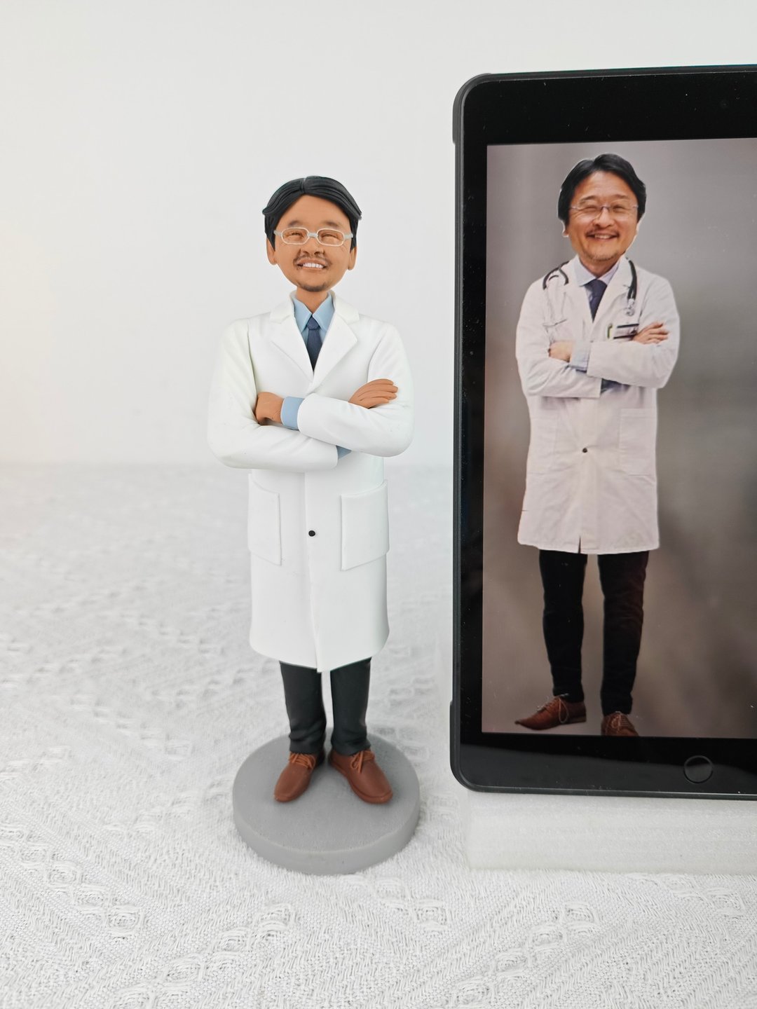 医生 荣休 退休 荣升 荣调 离职 同事 老板 订制化礼物 人偶 公仔 - 玩偶/公仔 - 粘土 多色