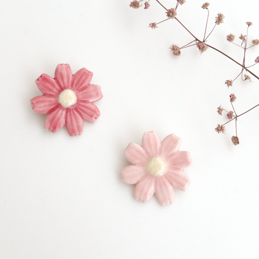 Cosmos brooch - 胸针 - 瓷 粉红色
