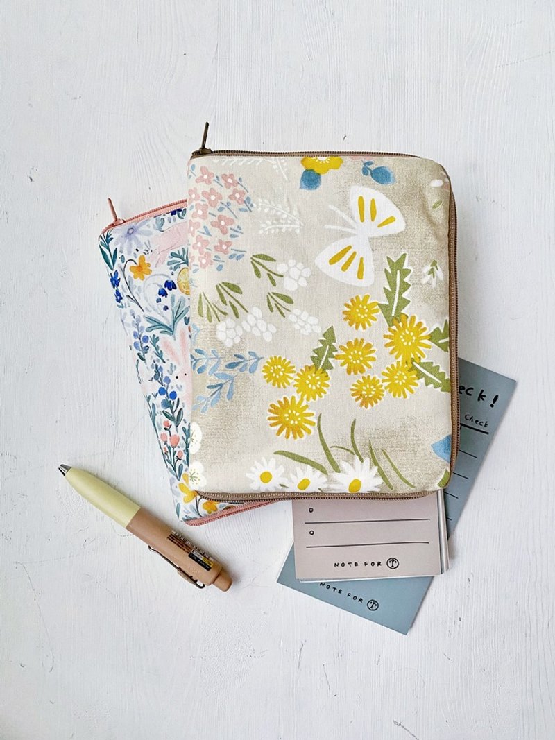 hairmo 蝶舞翩翩拉链笔袋手帐松饼包-灰绿(手帐.中性笔) - 笔记本/手帐 - 棉．麻 黄色