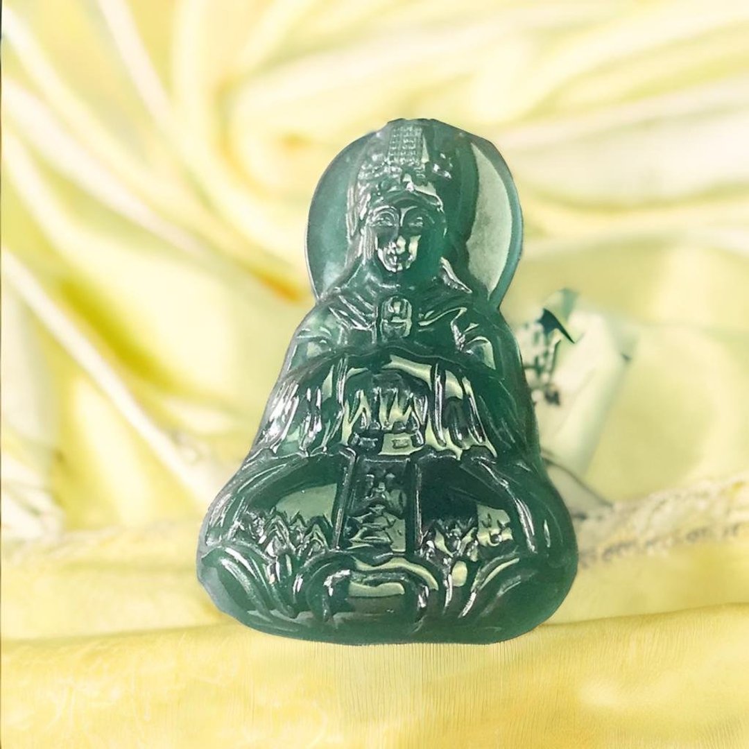 【天上圣母】冰种蓝绿翡翠妈祖娘娘 | 天然A货翡翠 | 送礼 - 项链 - 玉石 绿色