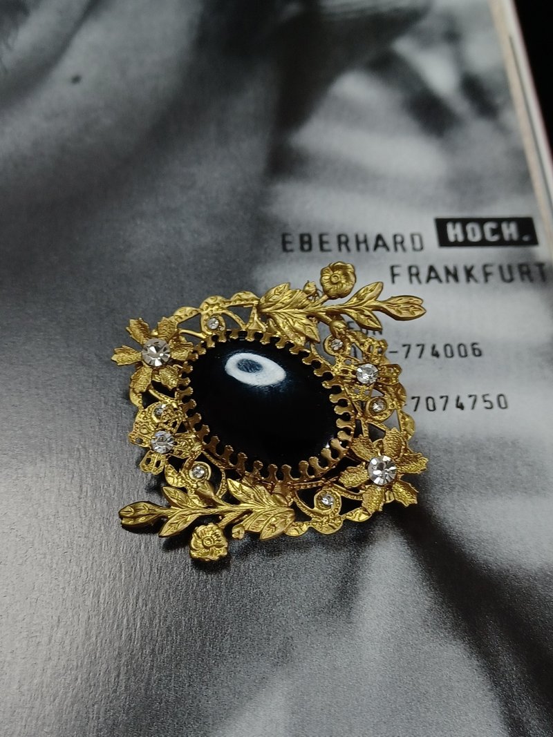 vintage jewelry 古典蔷薇徽章别针 - 胸针 - 其他金属 