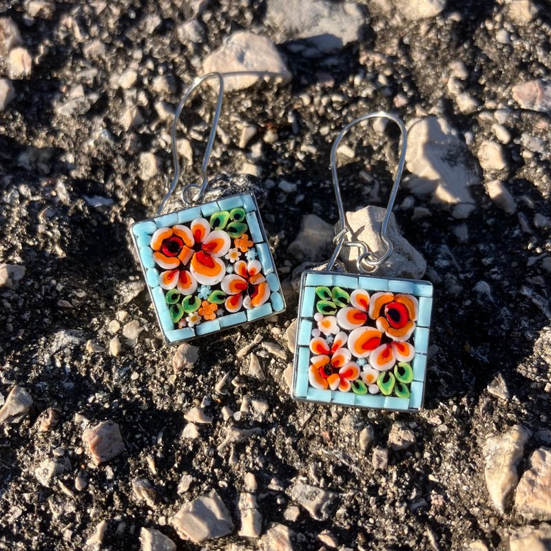 微马赛克花园玻璃耳环-天蓝 - 耳环/耳夹 - 玻璃 蓝色