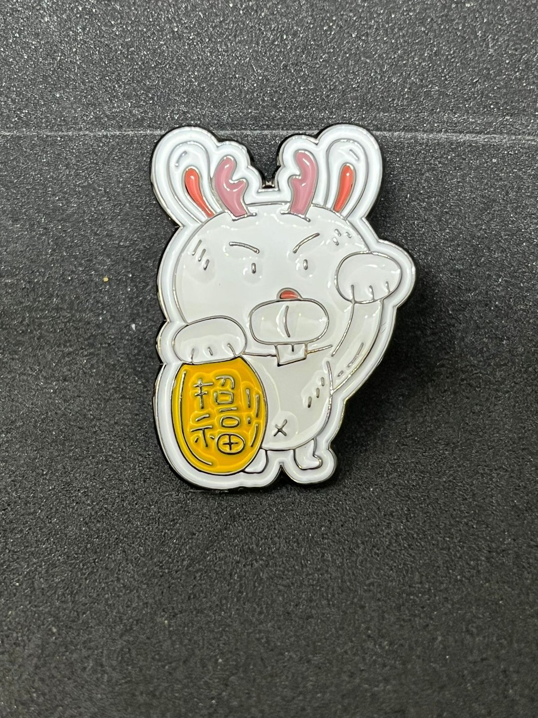 招福鹿角兔 (金属襟章) - 胸针 - 其他金属 