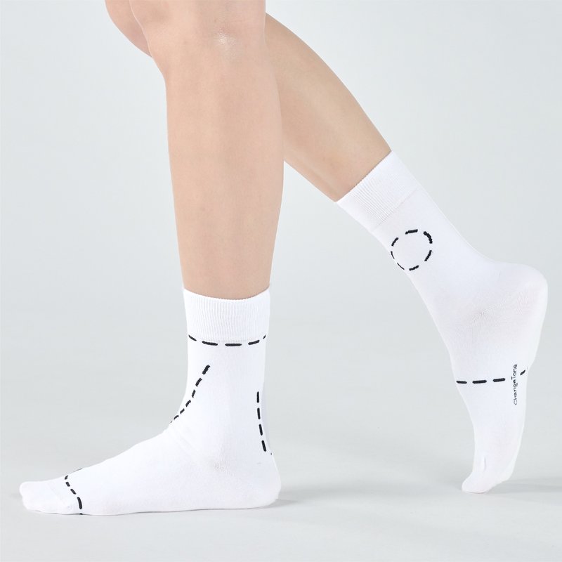 0-LOVE 中筒袜 - 白(F) - 袜子 - 棉．麻 白色