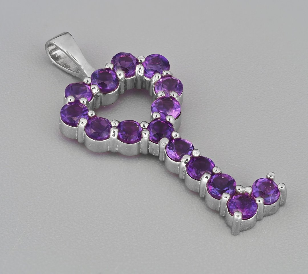 Key pendant with round amethysts - 项链 - 贵金属 金色