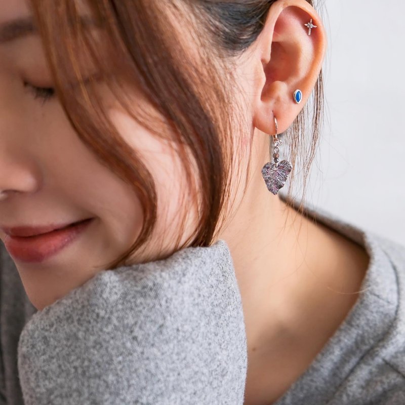Emery | 心型叶安全式闪钻耳勾 | 波希米亚风 简约时尚 - 耳环/耳夹 - 半宝石 银色