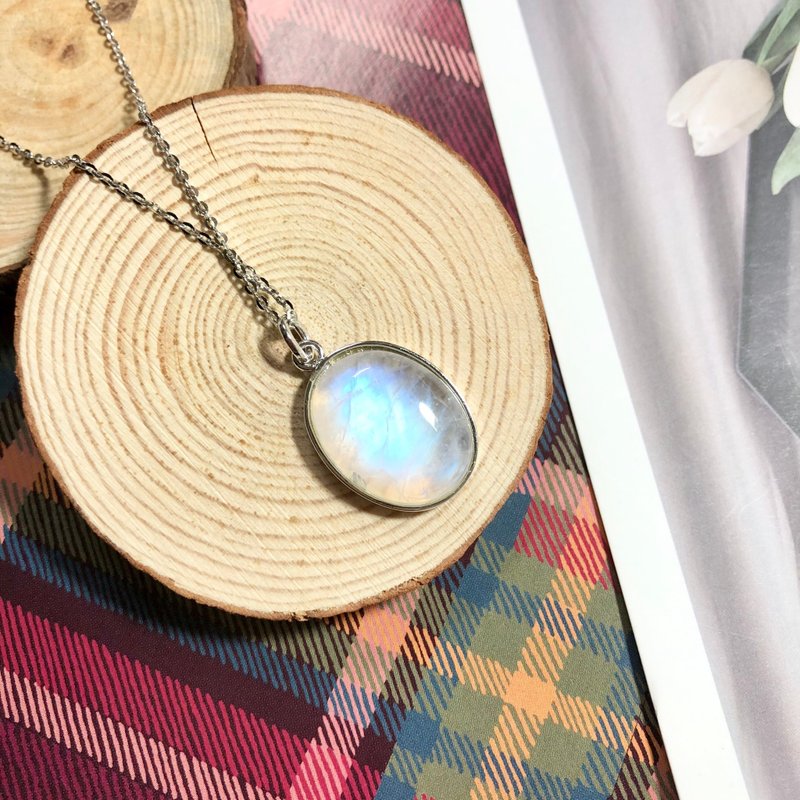 月光石 x 925银【一抹月光 - 弧月星光】-手创天然石项链系列 - 项链 - 水晶 白色