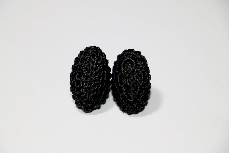 黑色椭圆编织 | 复古耳环 - 耳环/耳夹 - 其他人造纤维 黑色