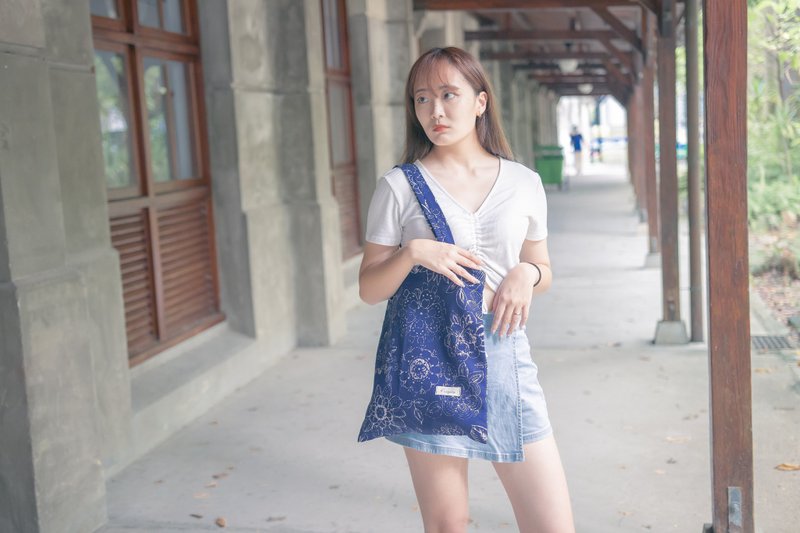 简易帆布包 / 素色 / 夏日花 / 多用途 - 侧背包/斜挎包 - 棉．麻 