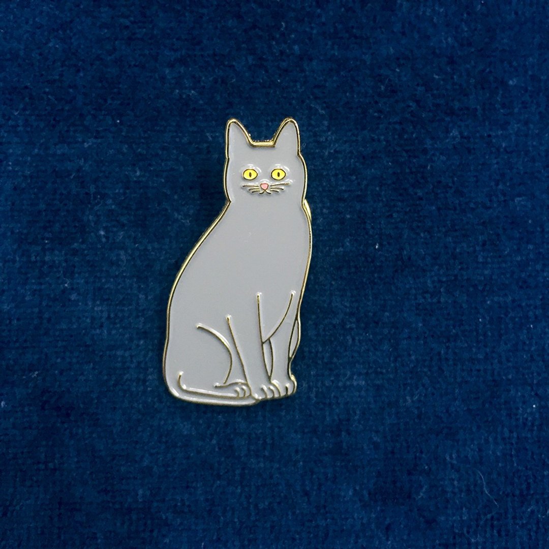 #17 灰色英国短毛猫 别针/胸针/扣针 - 胸针 - 其他金属 灰色