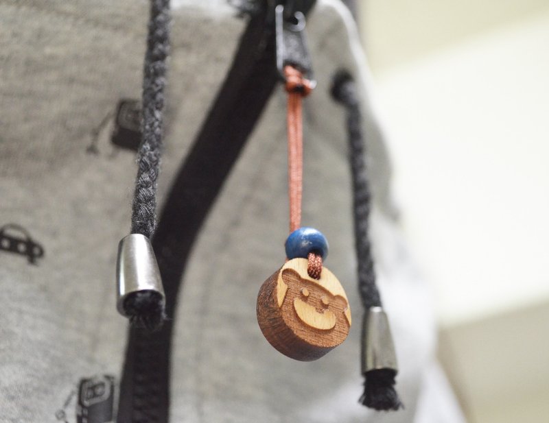 Touch Wood  吊饰 (共六款) 好运吊饰 欧洲习俗 - 吊饰 - 木头 咖啡色